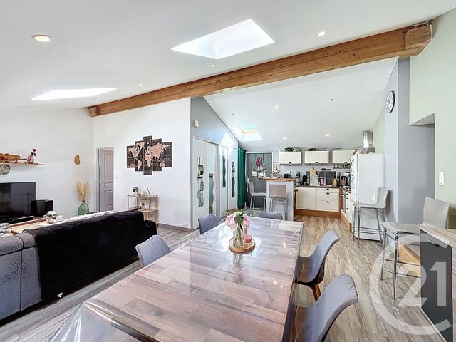 Appartement F3 à vendre - 3 pièces - 67.12 m2 - YSSINGEAUX - 43 - AUVERGNE - Century 21 Agence Des Sucs