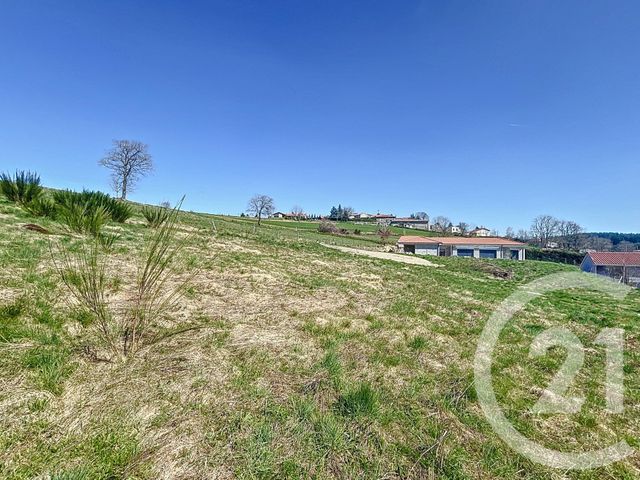 Afficher la photo en grand terrain à vendre - 1801.0 m2 - ST JUST MALMONT - 43 - AUVERGNE - Century 21 Agence Des Sucs