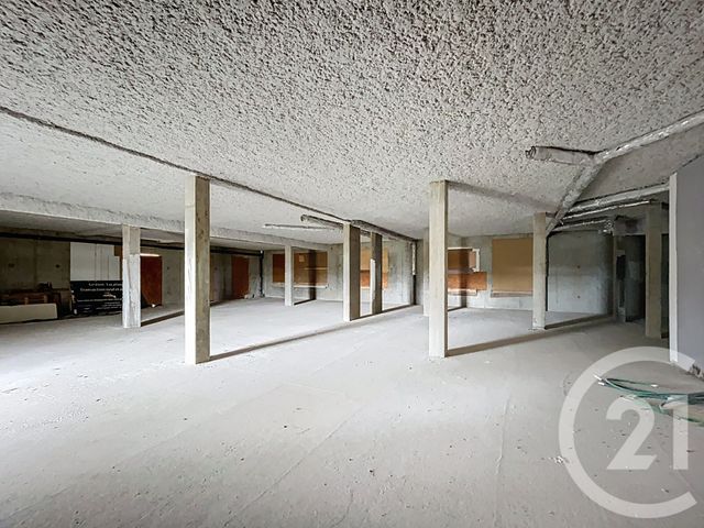 Afficher la photo en grand Appartement à vendre - 3 pièces - 261.82 m2 - BAS EN BASSET - 43 - AUVERGNE - Century 21 Agence Des Sucs