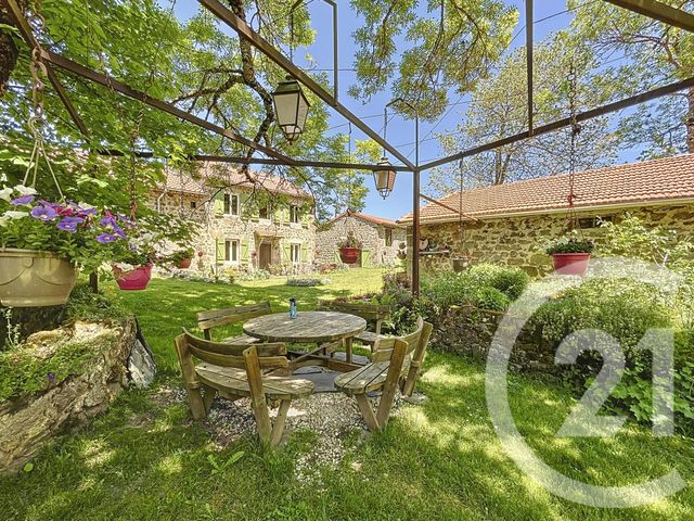 maison à vendre - 9 pièces - 175.0 m2 - MONTREGARD - 43 - AUVERGNE - Century 21 Agence Des Sucs