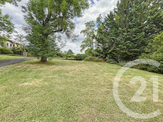terrain à vendre - 872.0 m2 - YSSINGEAUX - 43 - AUVERGNE - Century 21 Agence Des Sucs