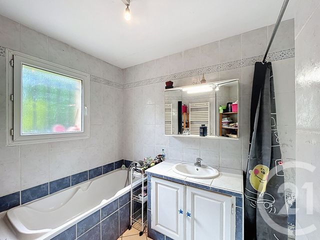 maison à vendre - 4 pièces - 96.34 m2 - YSSINGEAUX - 43 - AUVERGNE - Century 21 Agence Des Sucs