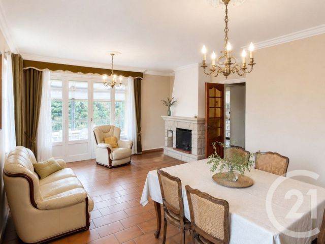 maison à vendre - 5 pièces - 113.77 m2 - MONTFAUCON EN VELAY - 43 - AUVERGNE - Century 21 Agence Des Sucs