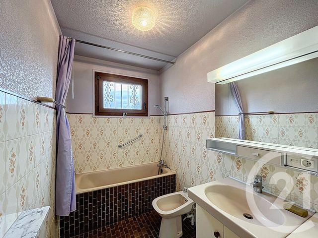 maison à vendre - 5 pièces - 109.0 m2 - MONISTROL SUR LOIRE - 43 - AUVERGNE - Century 21 Agence Des Sucs