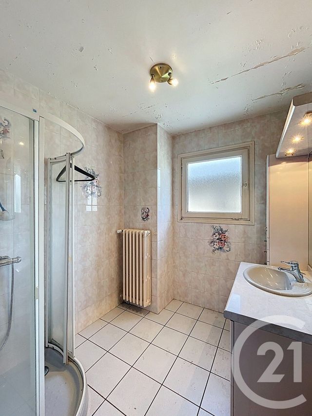 maison à vendre - 5 pièces - 129.05 m2 - RETOURNAC - 43 - AUVERGNE - Century 21 Agence Des Sucs