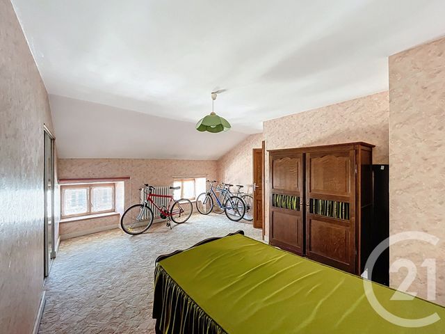 Appartement F5 à vendre - 4 pièces - 112.76 m2 - YSSINGEAUX - 43 - AUVERGNE - Century 21 Agence Des Sucs