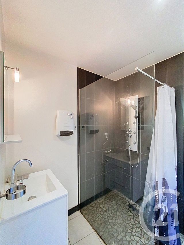 maison à vendre - 5 pièces - 185.0 m2 - YSSINGEAUX - 43 - AUVERGNE - Century 21 Agence Des Sucs