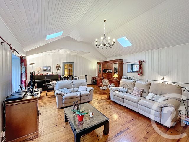 maison à vendre - 8 pièces - 183.0 m2 - LE PERTUIS - 43 - AUVERGNE - Century 21 Agence Des Sucs