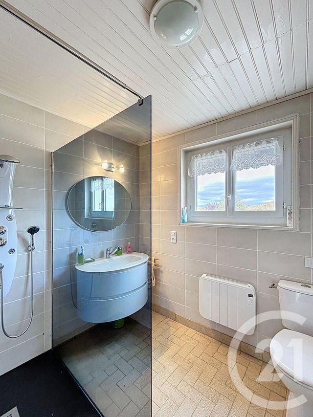 maison à vendre - 7 pièces - 152.0 m2 - YSSINGEAUX - 43 - AUVERGNE - Century 21 Agence Des Sucs