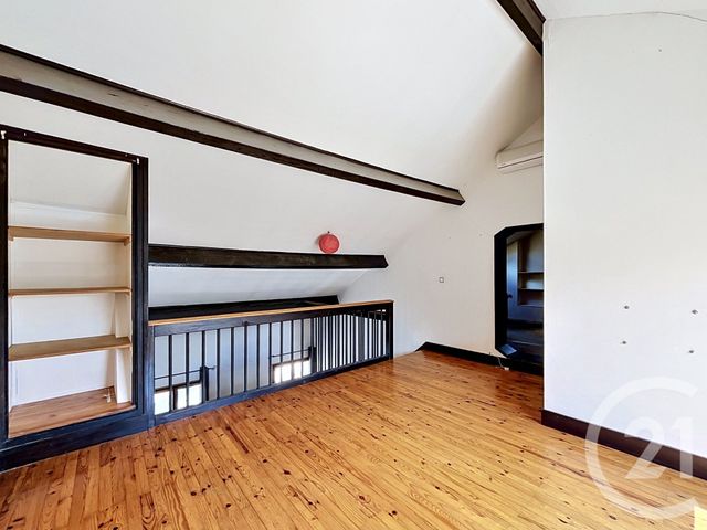 Appartement T6 à vendre - 6 pièces - 126.7 m2 - YSSINGEAUX - 43 - AUVERGNE - Century 21 Agence Des Sucs