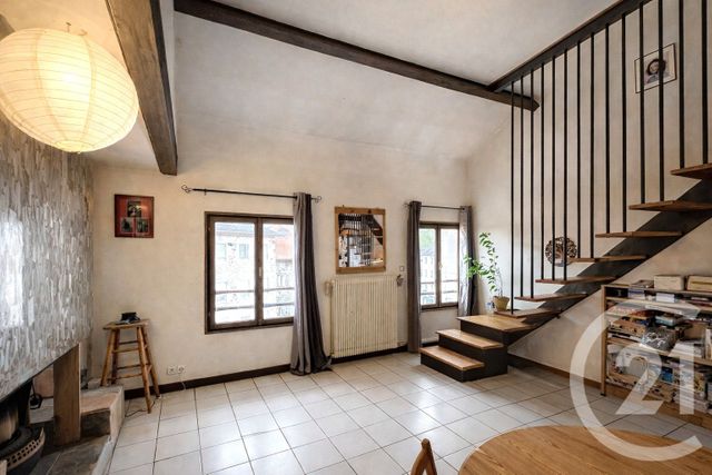 Appartement T6 à vendre - 6 pièces - 126.7 m2 - YSSINGEAUX - 43 - AUVERGNE - Century 21 Agence Des Sucs