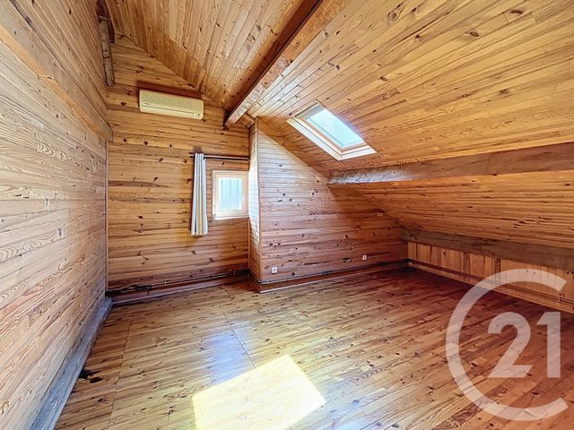 Appartement T6 à vendre - 6 pièces - 126.7 m2 - YSSINGEAUX - 43 - AUVERGNE - Century 21 Agence Des Sucs