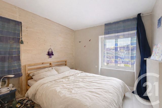 Appartement T6 à vendre - 6 pièces - 126.7 m2 - YSSINGEAUX - 43 - AUVERGNE - Century 21 Agence Des Sucs