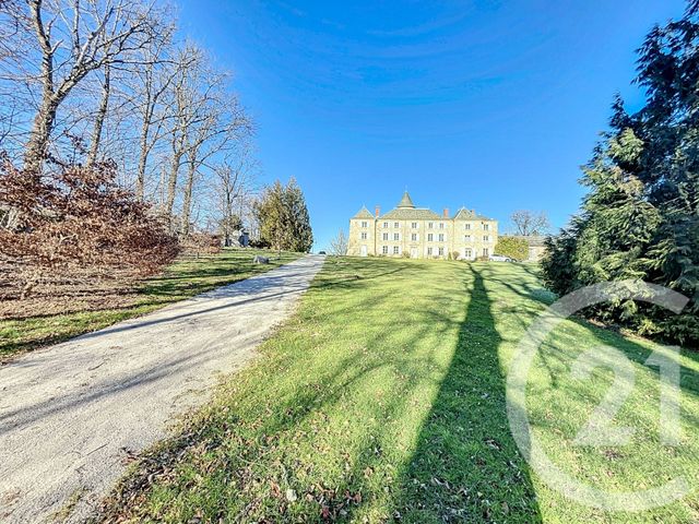 maison à vendre - 18 pièces - 675.0 m2 - YSSINGEAUX - 43 - AUVERGNE - Century 21 Agence Des Sucs
