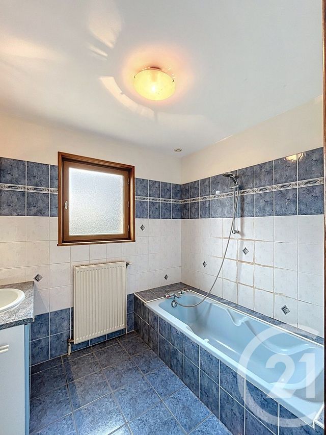 maison à vendre - 6 pièces - 106.6 m2 - GRAZAC - 43 - AUVERGNE - Century 21 Agence Des Sucs