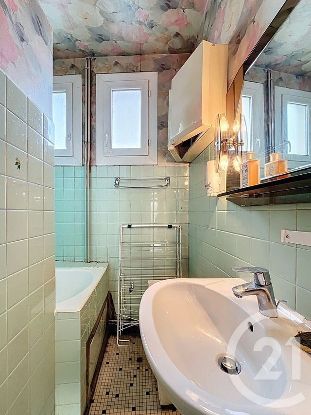 maison à vendre - 10 pièces - 197.0 m2 - MONISTROL SUR LOIRE - 43 - AUVERGNE - Century 21 Agence Des Sucs