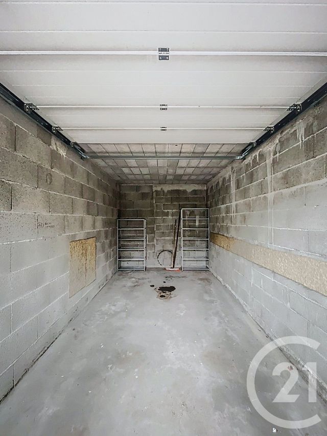 parking à vendre - 13.5 m2 - YSSINGEAUX - 43 - AUVERGNE - Century 21 Agence Des Sucs