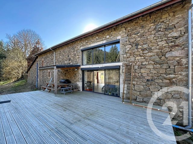 maison à vendre - 5 pièces - 195.0 m2 - YSSINGEAUX - 43 - AUVERGNE - Century 21 Agence Des Sucs