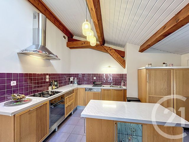 Appartement T4 à vendre - 4 pièces - 114.2 m2 - YSSINGEAUX - 43 - AUVERGNE - Century 21 Agence Des Sucs