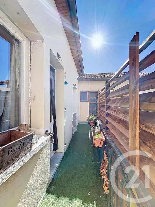 maison à vendre - 6 pièces - 75.0 m2 - YSSINGEAUX - 43 - AUVERGNE - Century 21 Agence Des Sucs