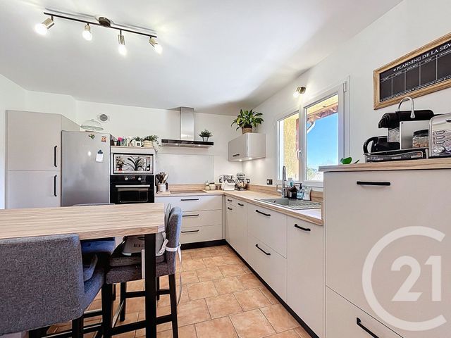 maison à vendre - 5 pièces - 112.77 m2 - YSSINGEAUX - 43 - AUVERGNE - Century 21 Agence Des Sucs