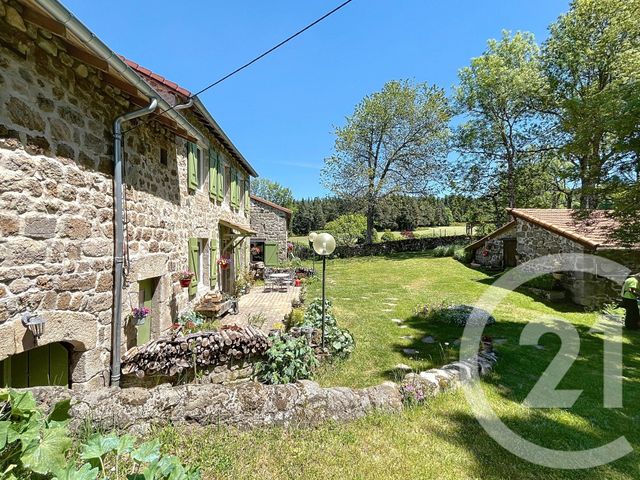 maison à vendre - 10 pièces - 331.0 m2 - MONTREGARD - 43 - AUVERGNE - Century 21 Agence Des Sucs