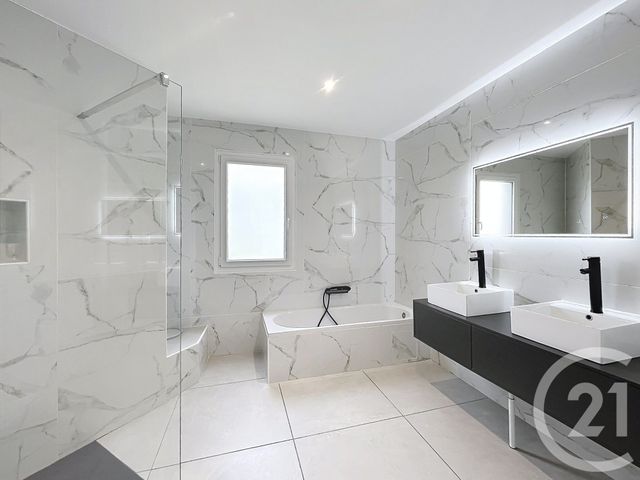 maison à vendre - 4 pièces - 132.15 m2 - YSSINGEAUX - 43 - AUVERGNE - Century 21 Agence Des Sucs