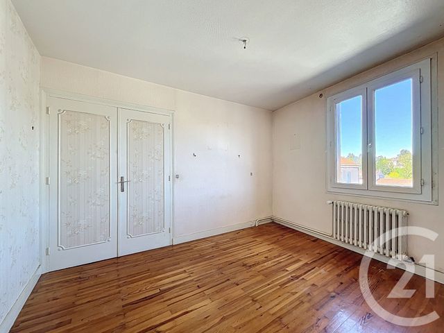 Appartement T3 à vendre - 3 pièces - 61.55 m2 - MONISTROL SUR LOIRE - 43 - AUVERGNE - Century 21 Agence Des Sucs