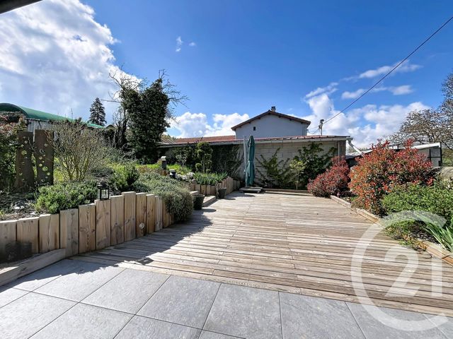 maison à vendre - 4 pièces - 115.8 m2 - MONISTROL SUR LOIRE - 43 - AUVERGNE - Century 21 Agence Des Sucs