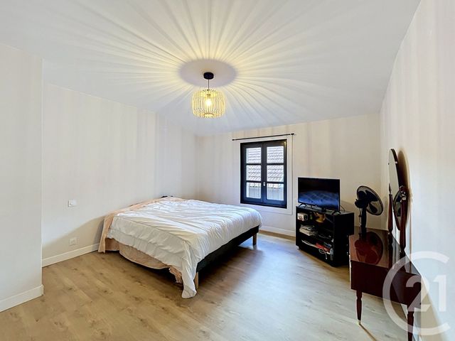 Appartement T3 à vendre - 3 pièces - 69.43 m2 - YSSINGEAUX - 43 - AUVERGNE - Century 21 Agence Des Sucs
