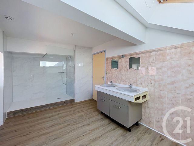 Appartement Duplex à vendre - 5 pièces - 106.32 m2 - YSSINGEAUX - 43 - AUVERGNE - Century 21 Agence Des Sucs