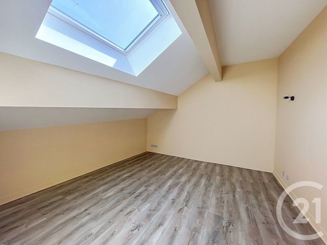 Appartement Duplex à vendre - 5 pièces - 106.32 m2 - YSSINGEAUX - 43 - AUVERGNE - Century 21 Agence Des Sucs