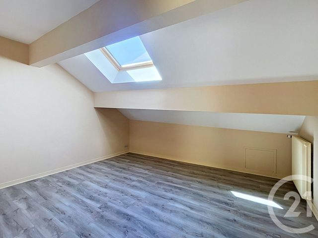 Appartement Duplex à vendre - 5 pièces - 106.32 m2 - YSSINGEAUX - 43 - AUVERGNE - Century 21 Agence Des Sucs
