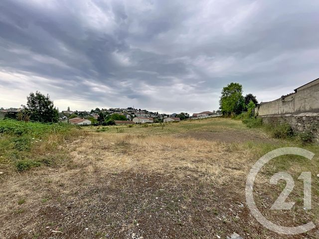 terrain à vendre - 5723.0 m2 - YSSINGEAUX - 43 - AUVERGNE - Century 21 Agence Des Sucs