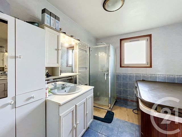 maison à vendre - 6 pièces - 160.57 m2 - MONTFAUCON EN VELAY - 43 - AUVERGNE - Century 21 Agence Des Sucs