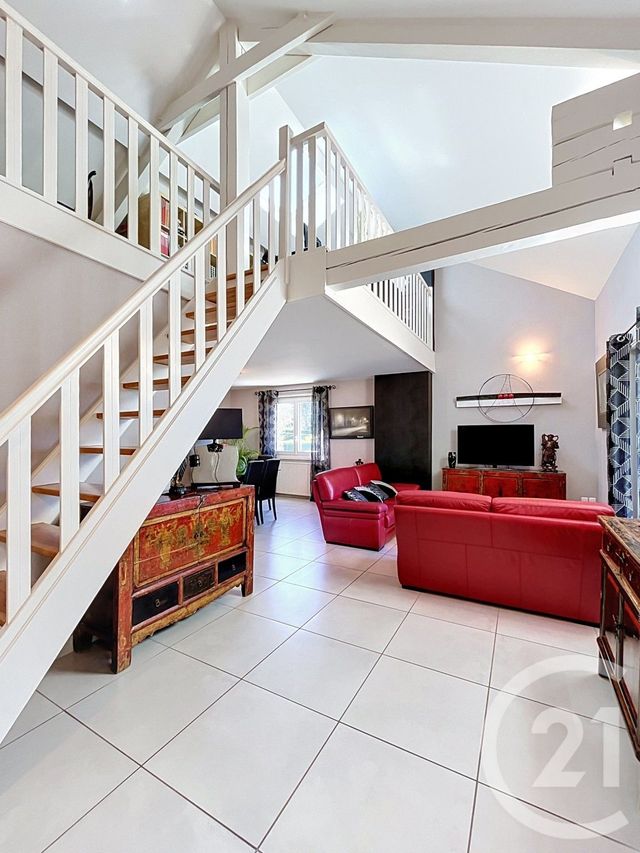 maison à vendre - 7 pièces - 222.64 m2 - MONISTROL SUR LOIRE - 43 - AUVERGNE - Century 21 Agence Des Sucs