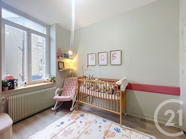 Appartement T3 à vendre - 3 pièces - 76.0 m2 - STE SIGOLENE - 43 - AUVERGNE - Century 21 Agence Des Sucs