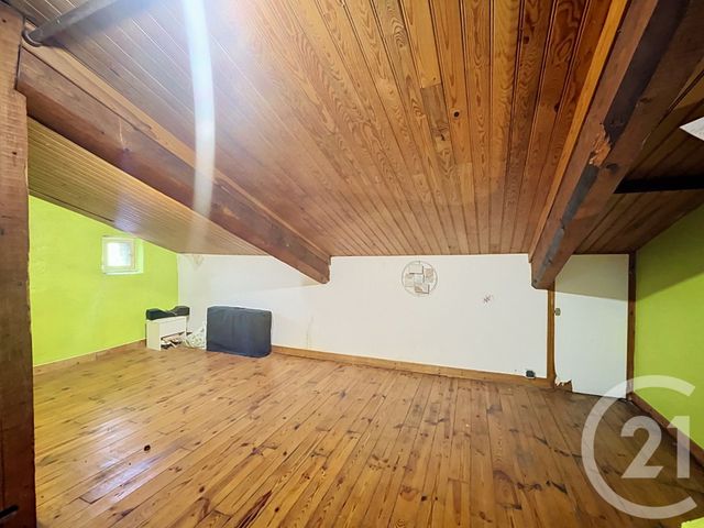 Appartement T3 à vendre - 3 pièces - 76.0 m2 - STE SIGOLENE - 43 - AUVERGNE - Century 21 Agence Des Sucs